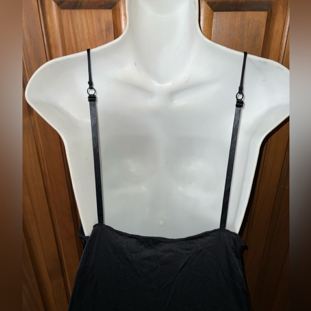 Slip - Picture 6 of 7